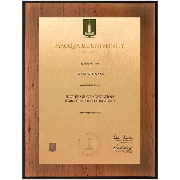 Macquarie University Plaque Vintage Blackbutt