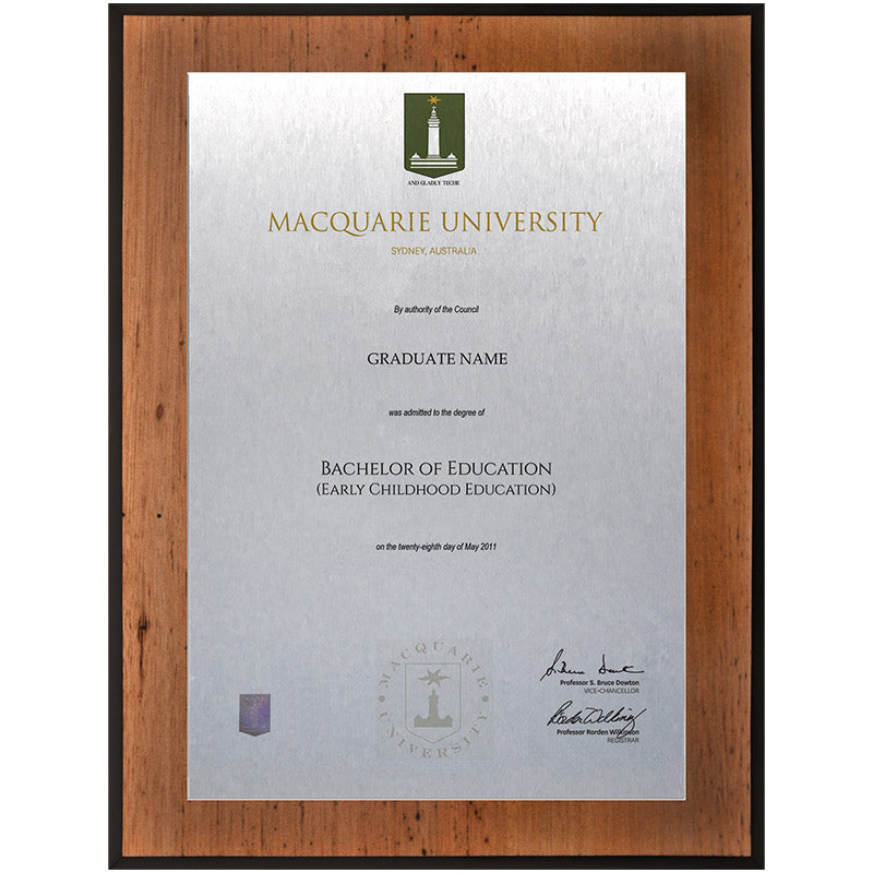 Macquarie University Plaque Vintage Blackbutt