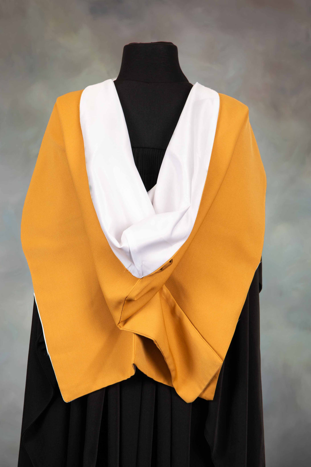 Macquarie University Faculty of Arts - Masters Graduation Gown Set