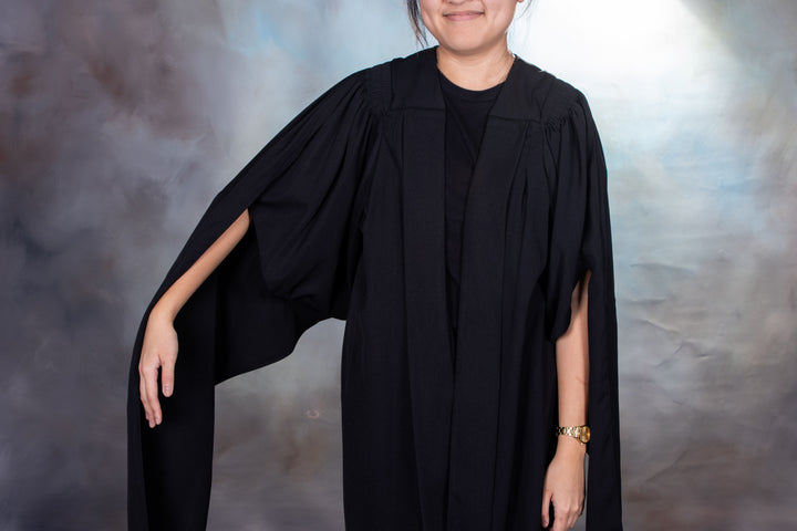 Queensland University Of Technology  - Masters Graduation Gown Set
