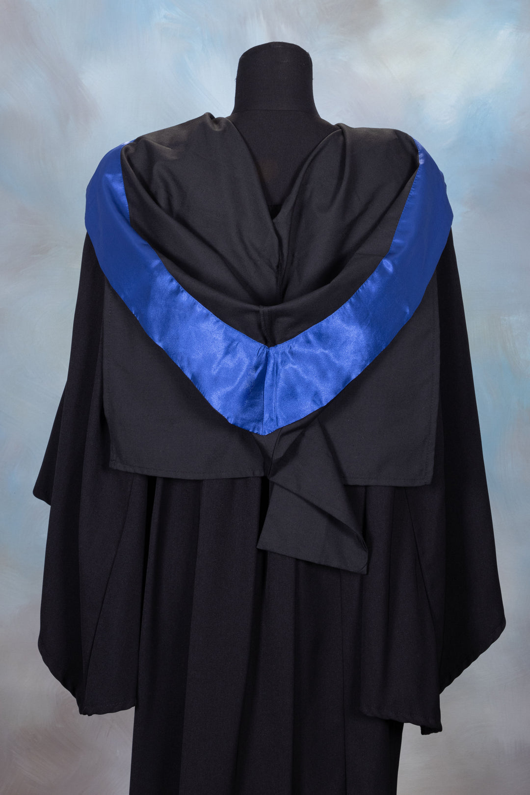 Queensland University Of Technology  - Bachelor Graduation Gown Set