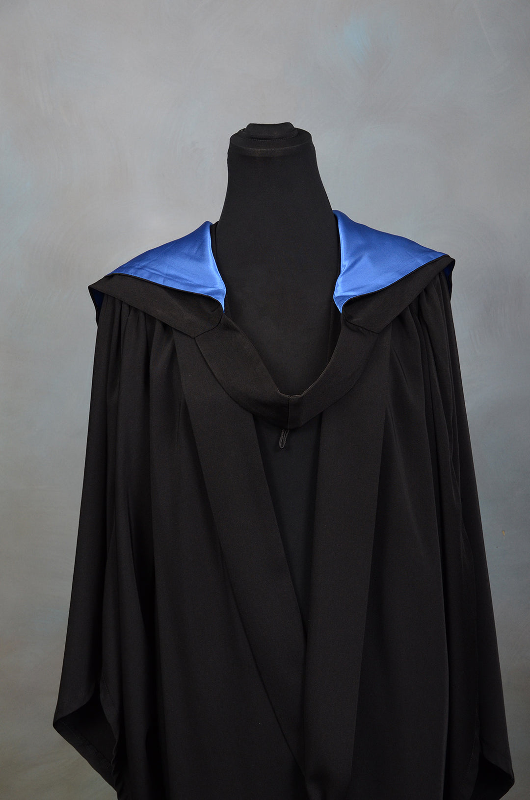 UOA Business - Bachelor Degrees Graduation Gown Set