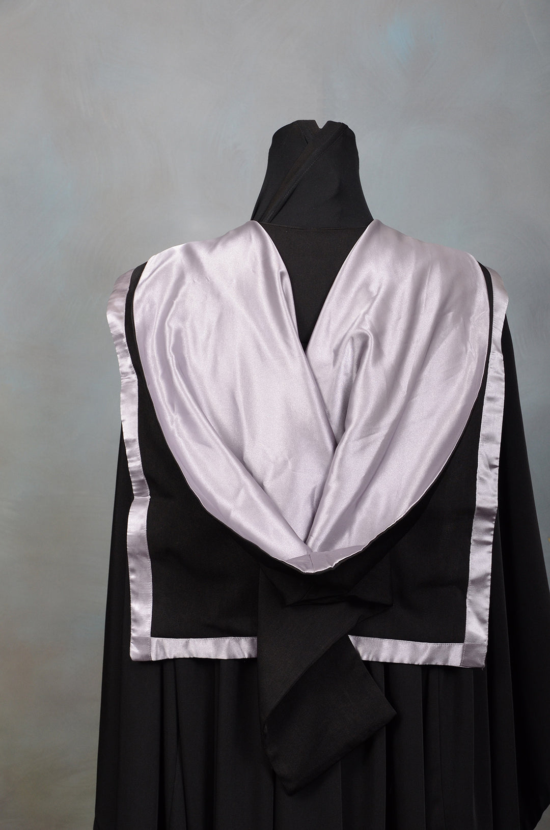 UOA Society, Culture &amp; Education - Honours Degrees Graduation Gown Set