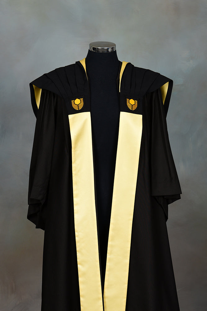 Curtin Engineering - Bachelor Degrees Graduation Gown Set