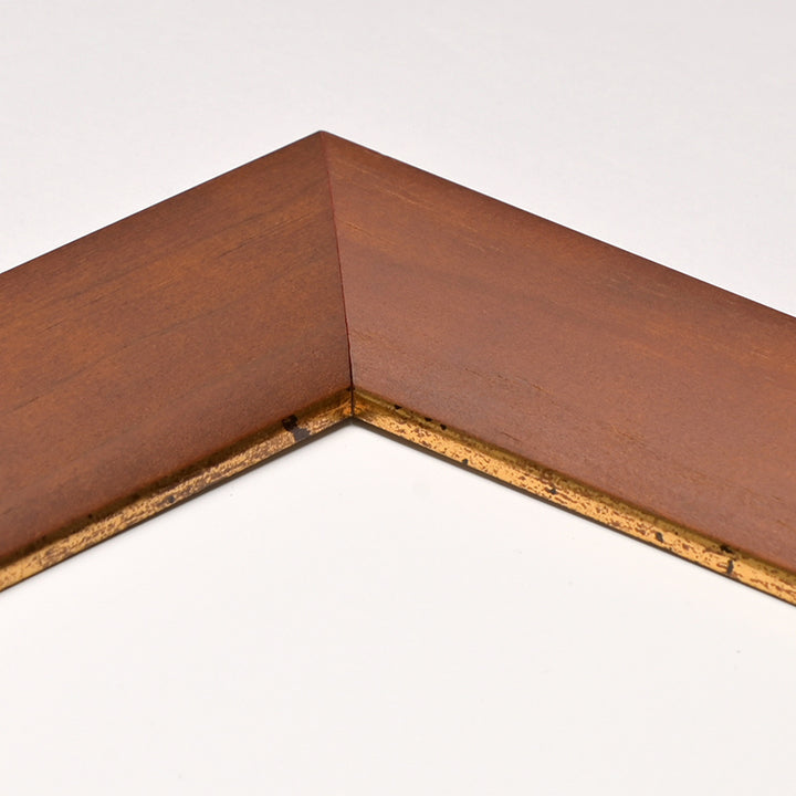 Victoria University Frame Teak Elegance